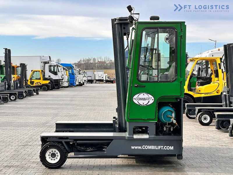 Combilift C4500 / LPG / TRIPLEX / 5500MM / FREE LIFT / HYDRAULIC FORK SHIFT / Like New C4500 / LPG / TRIPLEX / 5500MM / FREE LIFT / HYDRAU - Chariot multidirectionnel: photos 3 Combilift C4500 / LPG / TRIPLEX / 5500MM / FREE LIFT / HYDRAULIC FORK SHIFT / Like New C4500 / LPG / TRIPLEX / 5500MM / FREE LIFT / HYDRAU - Chariot multidirectionnel: photos 3