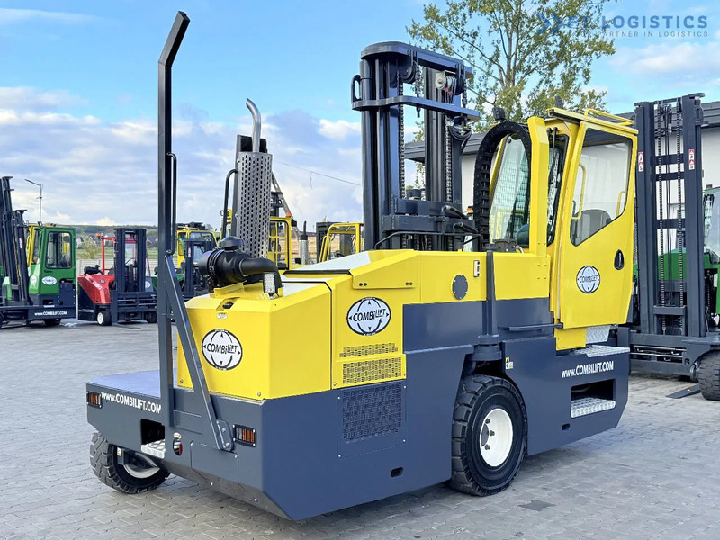 Combilift C5000SR / DIESEL / TRIPLEX MAST – 6100 MM / FORK POSITIONER / FULL CABIN C5000SR / DIESEL / TRIPLEX MAST – 6100 MM / FORK POSITI - Chariot latéral: photos 2 Combilift C5000SR / DIESEL / TRIPLEX MAST – 6100 MM / FORK POSITIONER / FULL CABIN C5000SR / DIESEL / TRIPLEX MAST – 6100 MM / FORK POSITI - Chariot latéral: photos 2
