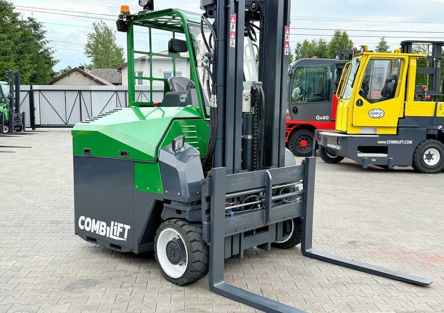 Combilift CBE4000 / TRIPLEX / 5200 / FREE-LIFT - Chariot multidirectionnel: photos 2 Combilift CBE4000 / TRIPLEX / 5200 / FREE-LIFT - Chariot multidirectionnel: photos 2