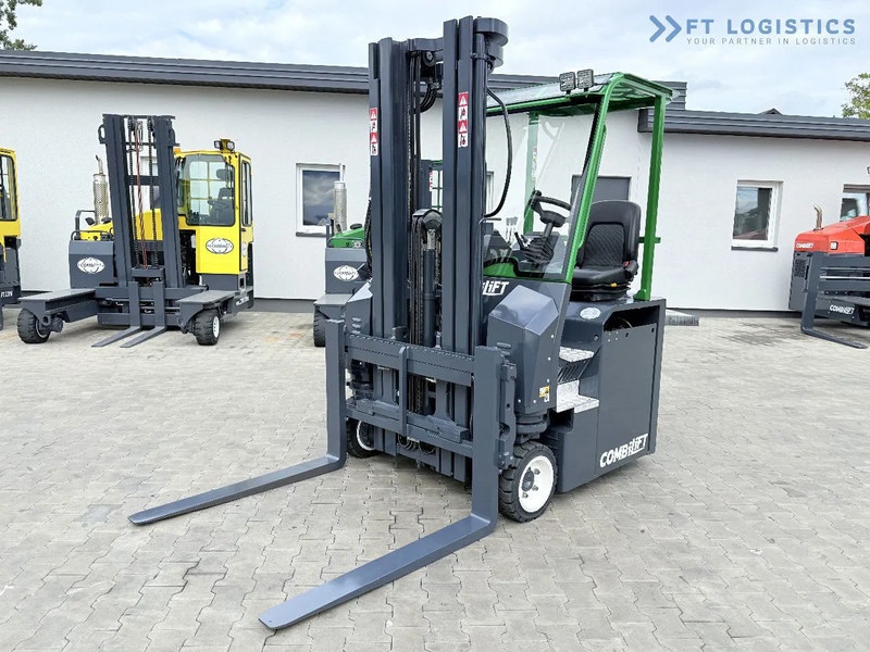 Chariot multidirectionnel Combilift Combilift CBE2500 / TRIPLEX / 5500MM / FREE LIFT / ELECTRIC DRIVE / ONLY 2300 MTH / FORK POSITIONER / SIDE SHIFT / NEW TYRES / L: photos 13