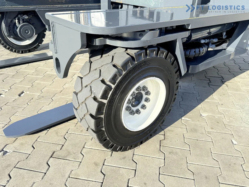 Combilift Combilift FOUR-WAY MULTIDIRECTIONAL FORKLIFT C5000XL / GAS / DUPLEX 6000MM / ONLY 3479 HOURS / SIDE SHIFT / FULL CABIN / PERFECT - Chariot multidirectionnel: photos 3 Combilift Combilift FOUR-WAY MULTIDIRECTIONAL FORKLIFT C5000XL / GAS / DUPLEX 6000MM / ONLY 3479 HOURS / SIDE SHIFT / FULL CABIN / PERFECT - Chariot multidirectionnel: photos 3