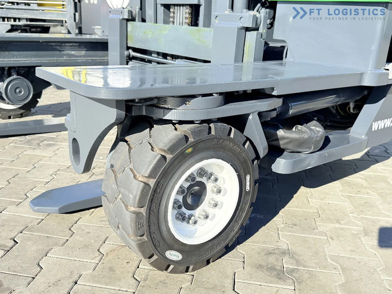 Combilift Combilift Four-Way Multi-Directional Forklift C3500 / Diesel / Duplex 4100 mm / Only 1532 Operating Hours / Fork Positioner / Fu - Chariot multidirectionnel: photos 4 Combilift Combilift Four-Way Multi-Directional Forklift C3500 / Diesel / Duplex 4100 mm / Only 1532 Operating Hours / Fork Positioner / Fu - Chariot multidirectionnel: photos 4