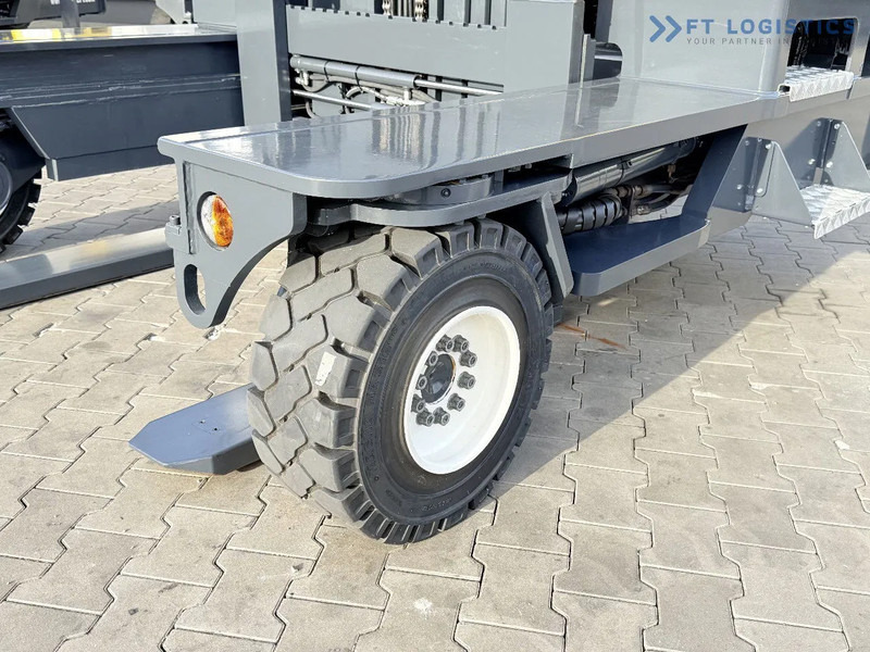 Combilift FOUR-WAY / MULTI-DIRECTIONAL FORKLIFT C5000XL / GAS / TRIPLEX 6000MM / FREE LIFT / FORK POSITIONER / HEATING / EXTENDABLE FORKS - Chariot multidirectionnel: photos 4 Combilift FOUR-WAY / MULTI-DIRECTIONAL FORKLIFT C5000XL / GAS / TRIPLEX 6000MM / FREE LIFT / FORK POSITIONER / HEATING / EXTENDABLE FORKS - Chariot multidirectionnel: photos 4