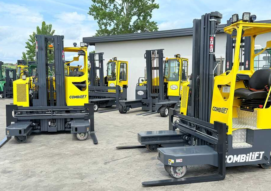 Combilift MR / ELECTRIC / TRIPLEX – 6000MM / FULL FREE LIFT / WIDE POSITIONER / FORK SIDESHIFT / ONLY 1400 HOURS / LIKE NEW - Chariot multidirectionnel: photos 2 Combilift MR / ELECTRIC / TRIPLEX – 6000MM / FULL FREE LIFT / WIDE POSITIONER / FORK SIDESHIFT / ONLY 1400 HOURS / LIKE NEW - Chariot multidirectionnel: photos 2