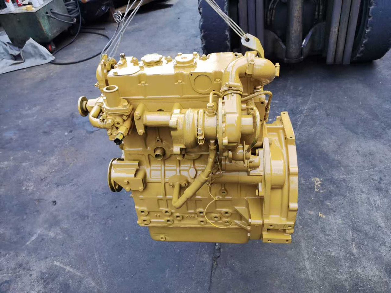 CATERPILLAR 3024C - Moteur pour Pelle: photos 2 CATERPILLAR 3024C - Moteur pour Pelle: photos 2