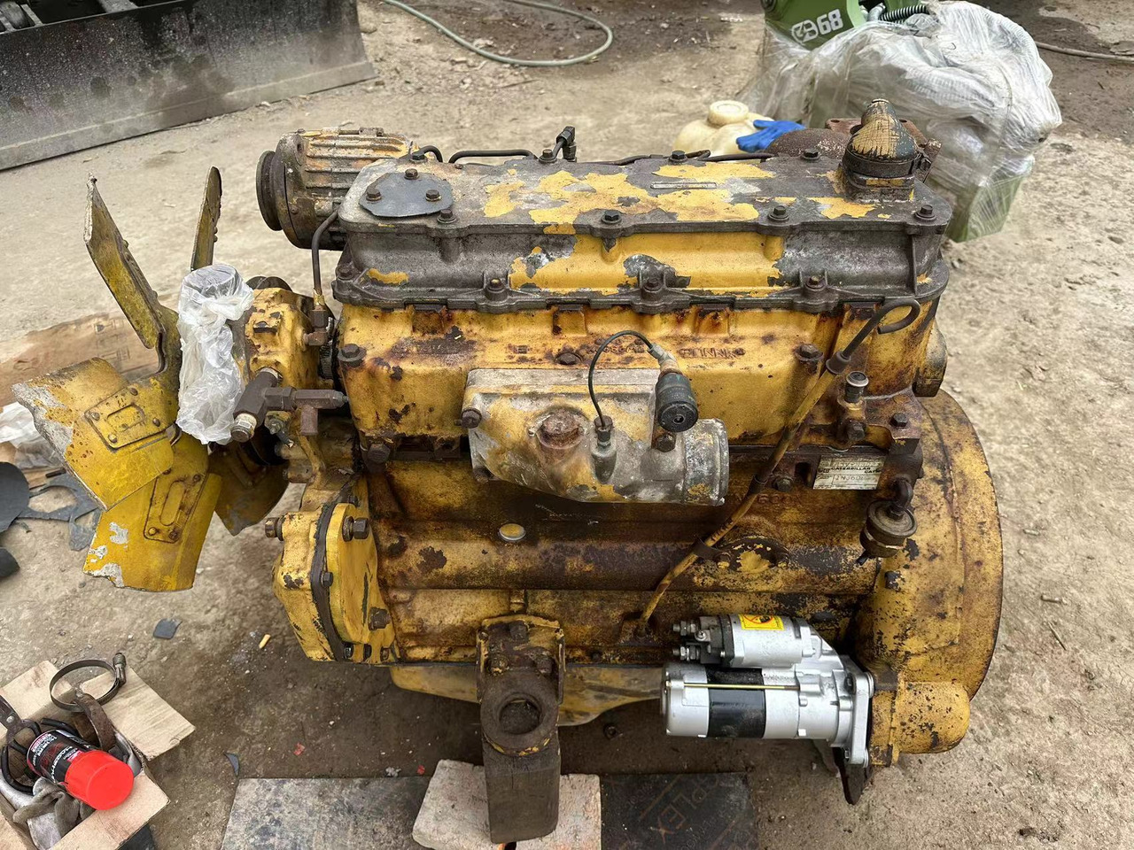 CATERPILLAR 3204 - Moteur pour Pelle: photos 3 CATERPILLAR 3204 - Moteur pour Pelle: photos 3