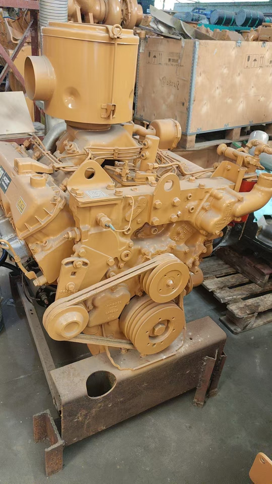 CATERPILLAR 3208 - Moteur pour Pelle: photos 1 CATERPILLAR 3208 - Moteur pour Pelle: photos 1
