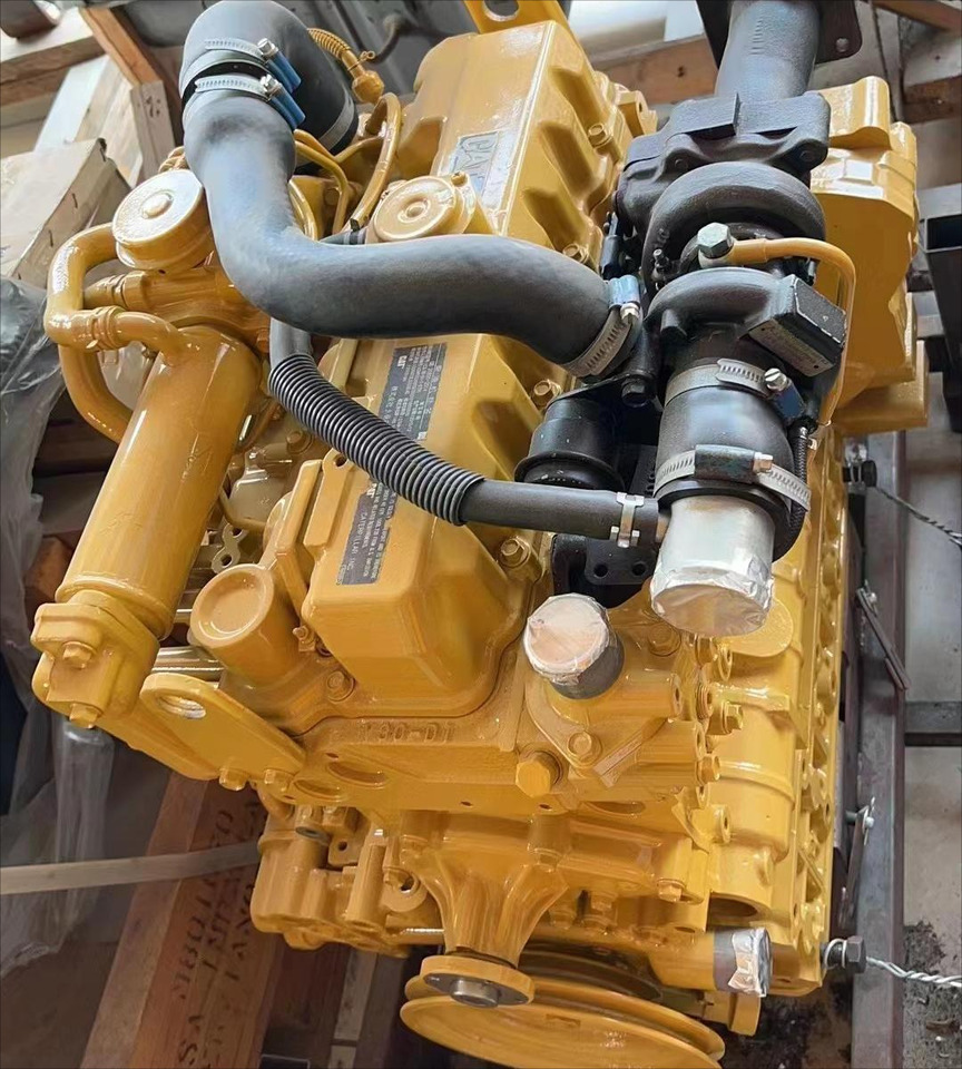 CATERPILLAR C3.3B - Moteur pour Pelle: photos 2 CATERPILLAR C3.3B - Moteur pour Pelle: photos 2