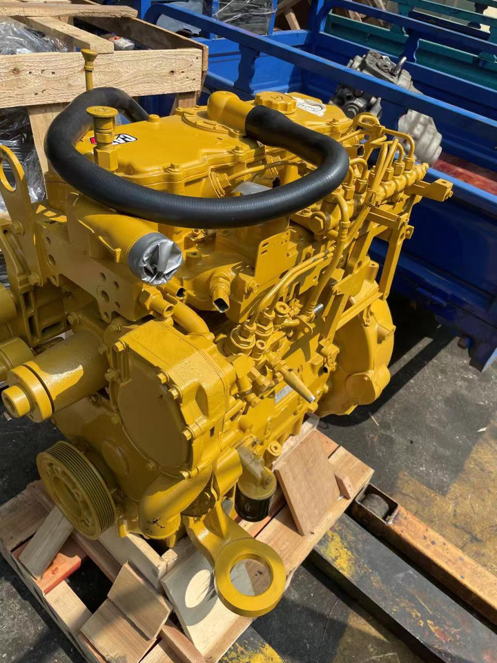 CATERPILLAR C4.4 - Moteur pour Pelle: photos 4 CATERPILLAR C4.4 - Moteur pour Pelle: photos 4