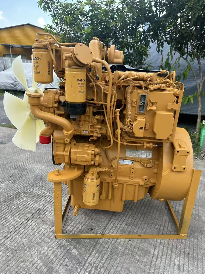 CATERPILLAR C4.4 - Moteur pour Pelle: photos 1 CATERPILLAR C4.4 - Moteur pour Pelle: photos 1