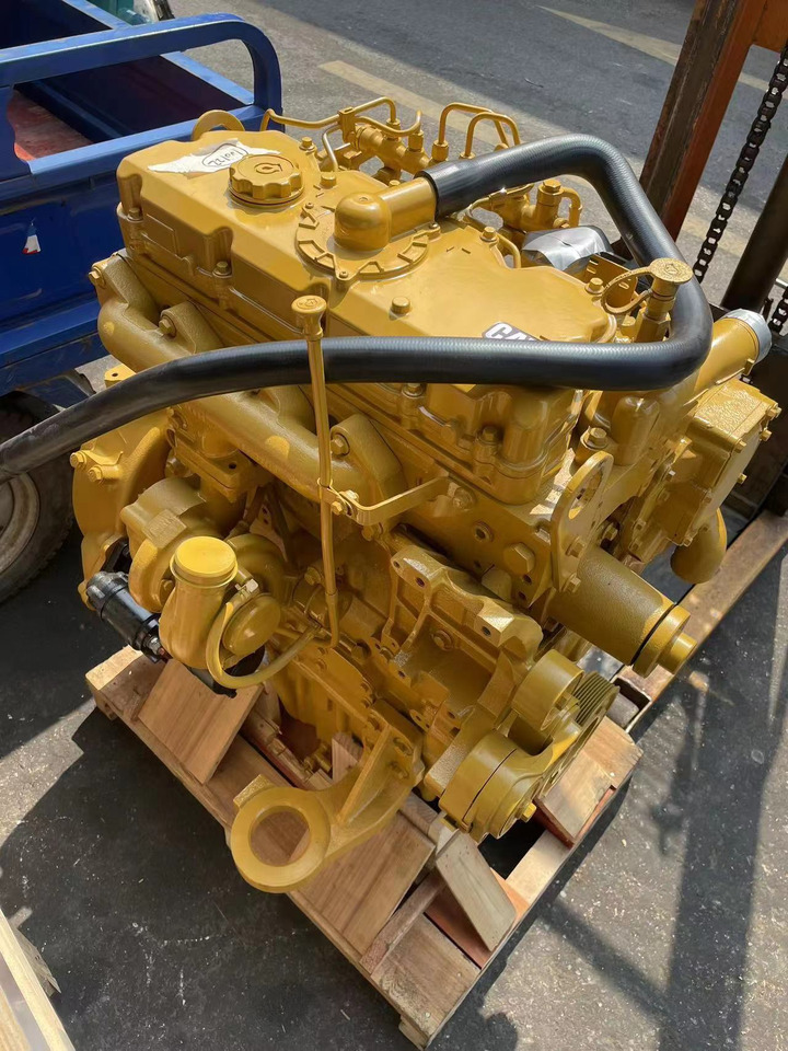 CATERPILLAR C4.4 - Moteur pour Pelle: photos 5 CATERPILLAR C4.4 - Moteur pour Pelle: photos 5