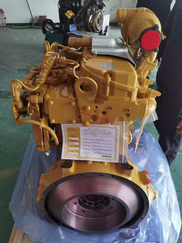 CATERPILLAR C4.4 - Moteur pour Pelle: photos 2 CATERPILLAR C4.4 - Moteur pour Pelle: photos 2