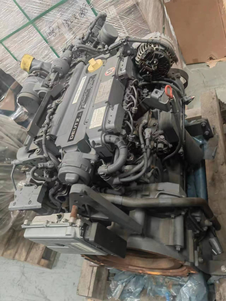 DEUTZ TCD41L4 - Moteur pour Pelle: photos 1 DEUTZ TCD41L4 - Moteur pour Pelle: photos 1
