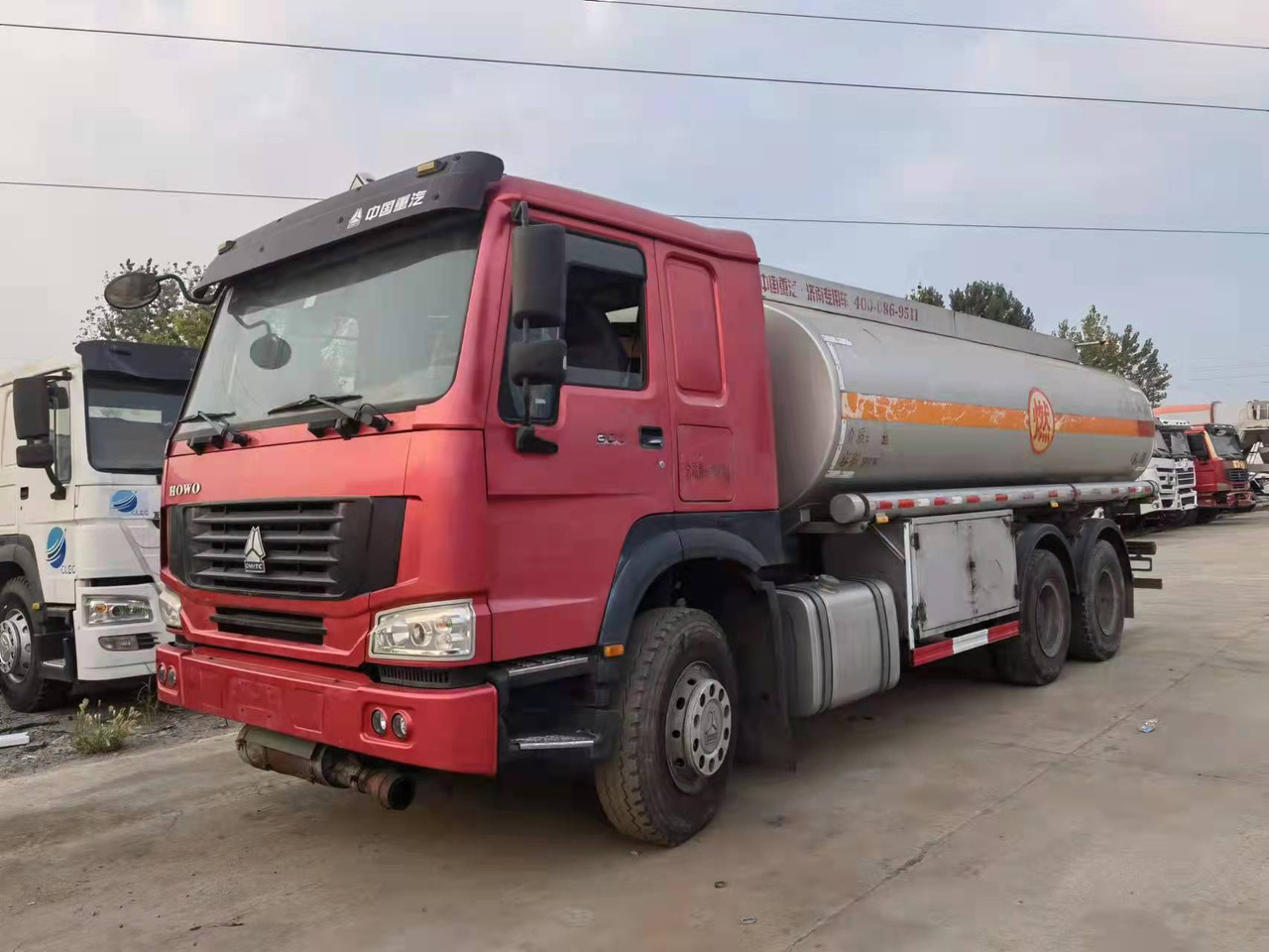 HOWO 20 cubic meters - Camion citerne: photos 3 HOWO 20 cubic meters - Camion citerne: photos 3