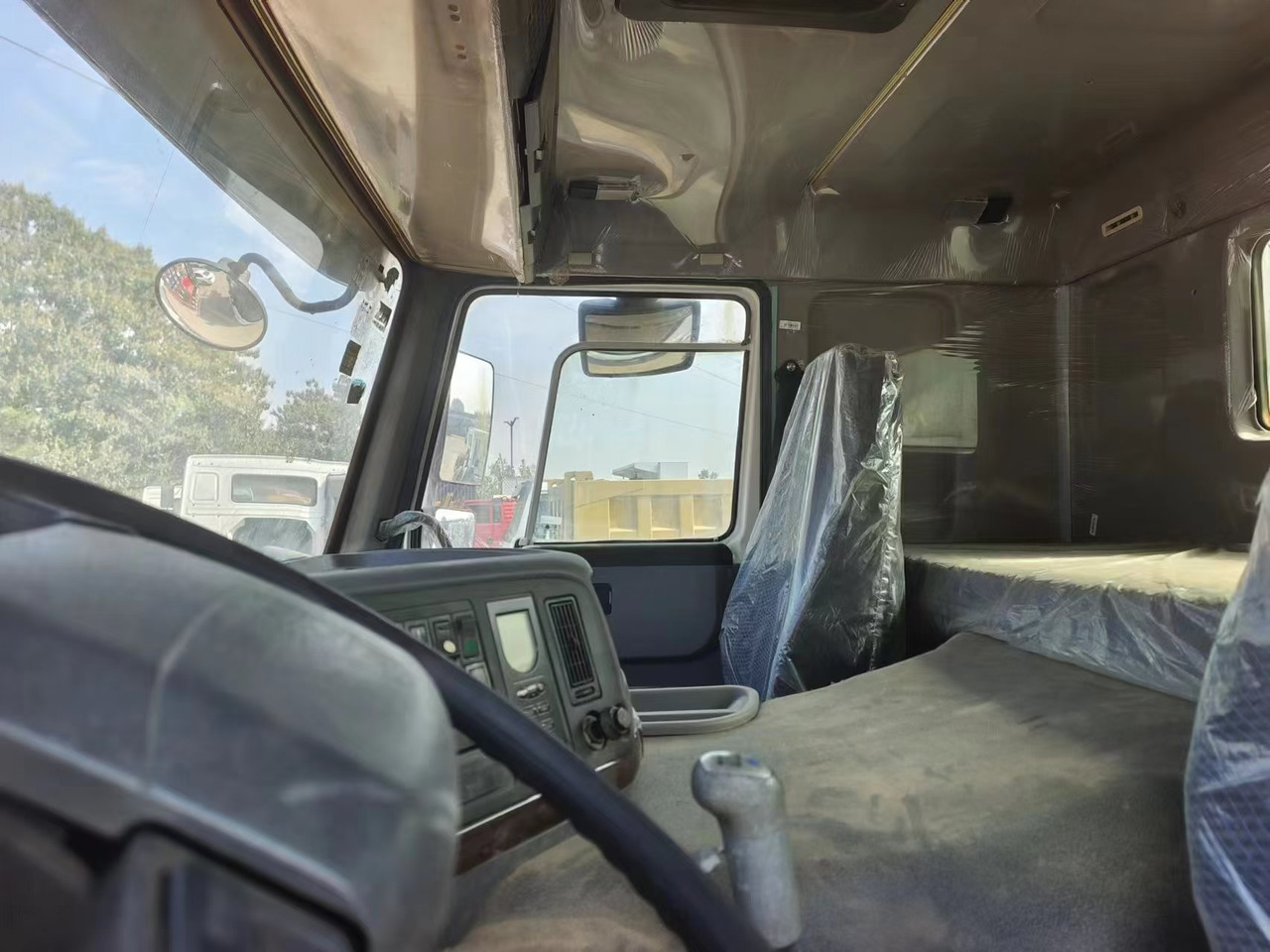 HOWO 6×4 ,20 cubic meters - Camion citerne: photos 2 HOWO 6×4 ,20 cubic meters - Camion citerne: photos 2