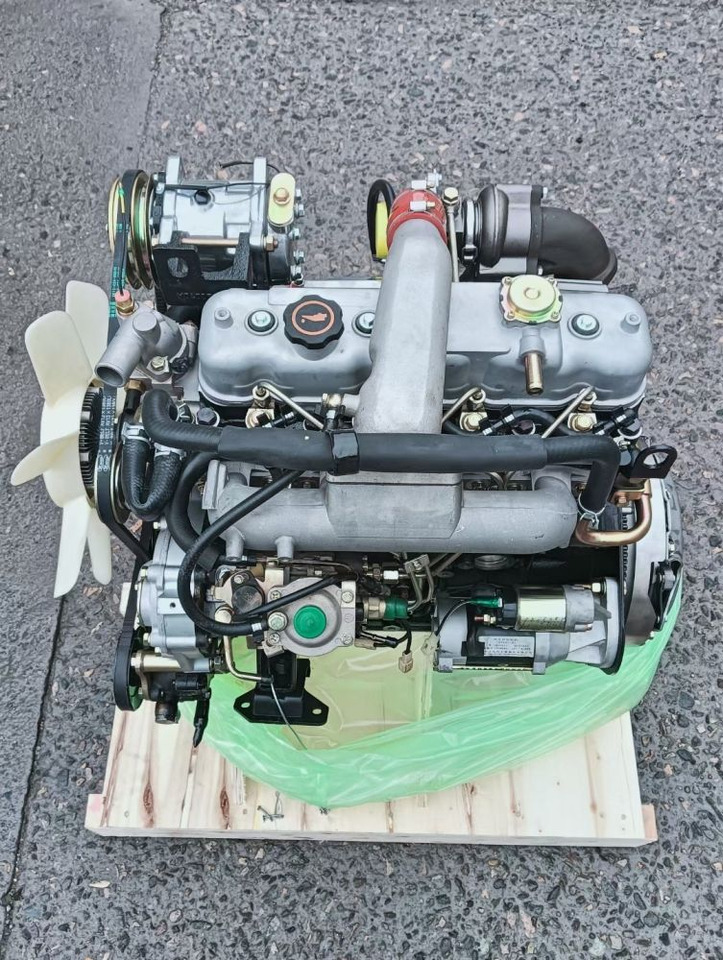 ISUZU 4JB1T - Moteur pour Pelle: photos 5 ISUZU 4JB1T - Moteur pour Pelle: photos 5