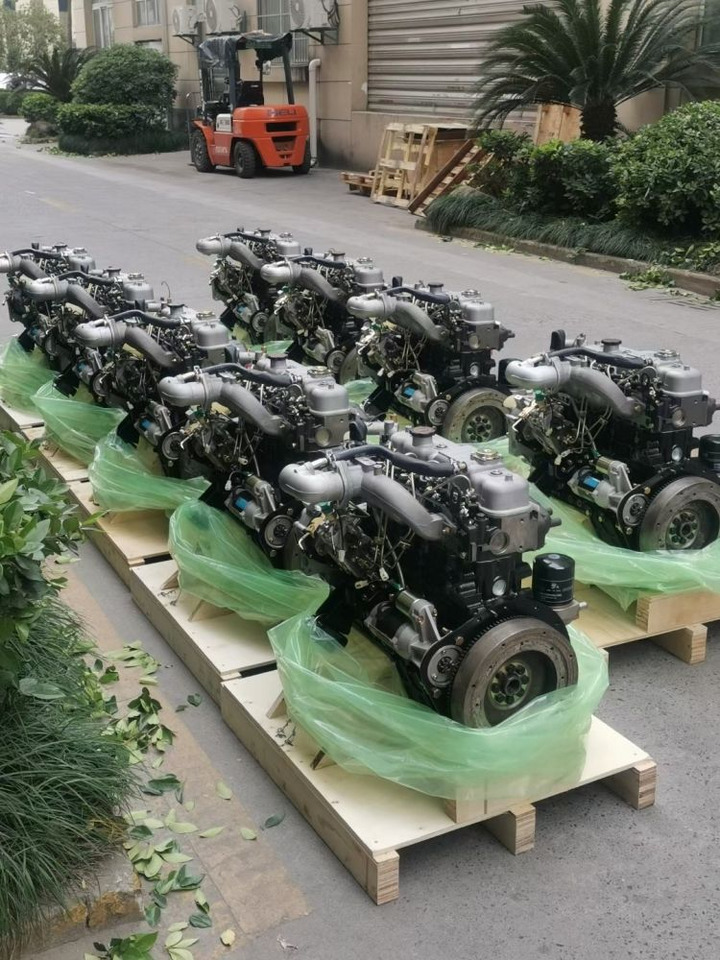 ISUZU 4JB1T - Moteur pour Pelle: photos 3 ISUZU 4JB1T - Moteur pour Pelle: photos 3