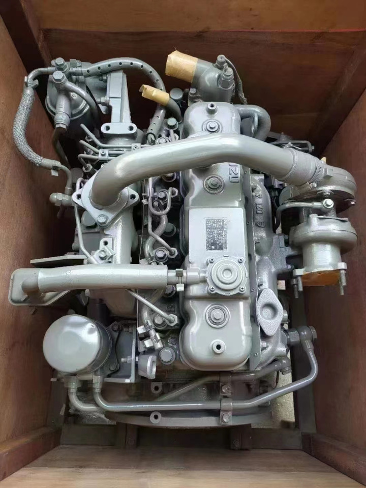 ISUZU 4JG1 - Moteur pour Pelle: photos 2 ISUZU 4JG1 - Moteur pour Pelle: photos 2