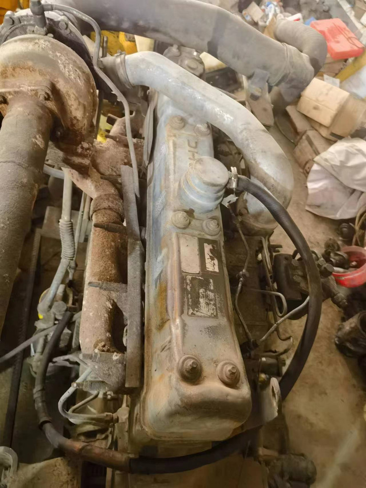 ISUZU 6SD1 - Moteur pour Pelle: photos 4 ISUZU 6SD1 - Moteur pour Pelle: photos 4