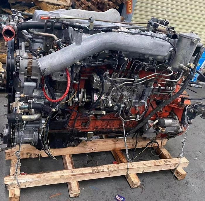 ISUZU 6WF1 - Moteur pour Camion pompe: photos 1 ISUZU 6WF1 - Moteur pour Camion pompe: photos 1