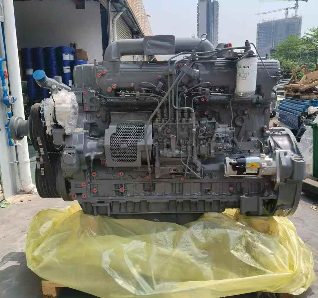 ISUZU 6WG1 - Moteur pour Pelle: photos 2 ISUZU 6WG1 - Moteur pour Pelle: photos 2