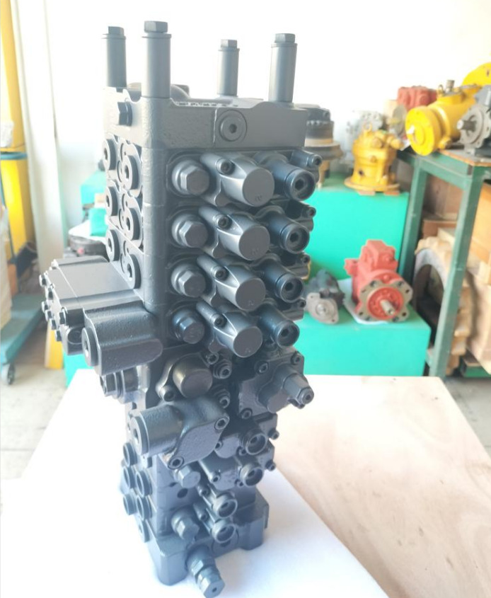 KOMATSU 723-29-51100 - Valve pour Pelle: photos 2 KOMATSU 723-29-51100 - Valve pour Pelle: photos 2