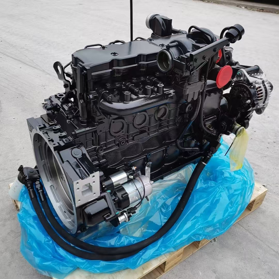 KOMATSU SAA6D107 - Moteur pour Engins de chantier: photos 1 KOMATSU SAA6D107 - Moteur pour Engins de chantier: photos 1