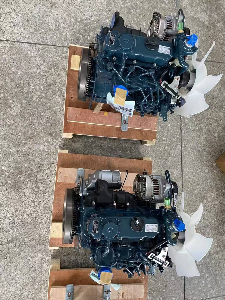 KUBOTA D902 - Moteur pour Pelle: photos 1 KUBOTA D902 - Moteur pour Pelle: photos 1