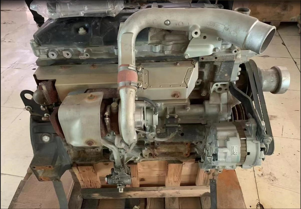 MITSUBISHI 4M50 - Moteur pour Pelle: photos 2 MITSUBISHI 4M50 - Moteur pour Pelle: photos 2