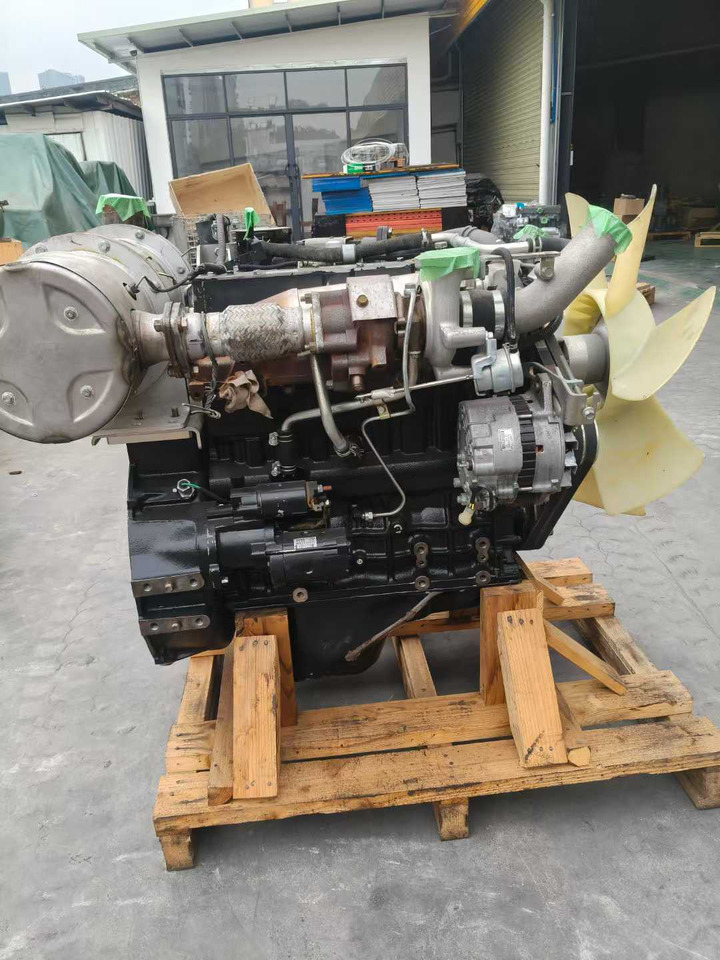 MITSUBISHI D04EG - Moteur pour Pelle: photos 1 MITSUBISHI D04EG - Moteur pour Pelle: photos 1