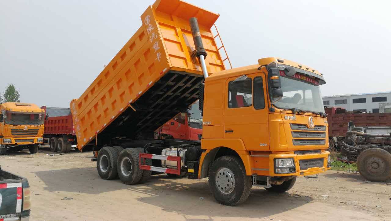 Shacman Shacman 380 6*4 dump truck - Camion benne: photos 3 Shacman Shacman 380 6*4 dump truck - Camion benne: photos 3