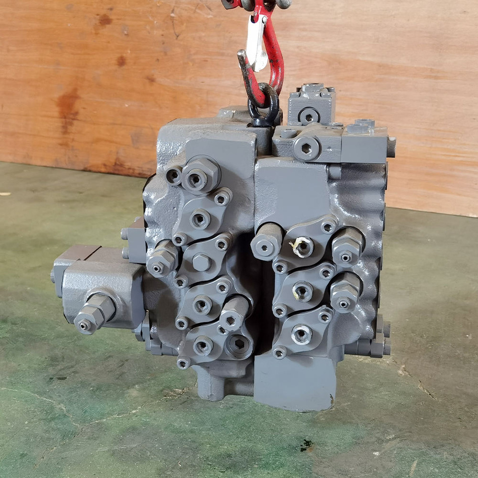 VOLVO EC210B EC240B - Valve hydraulique pour Pelle: photos 2 VOLVO EC210B EC240B - Valve hydraulique pour Pelle: photos 2
