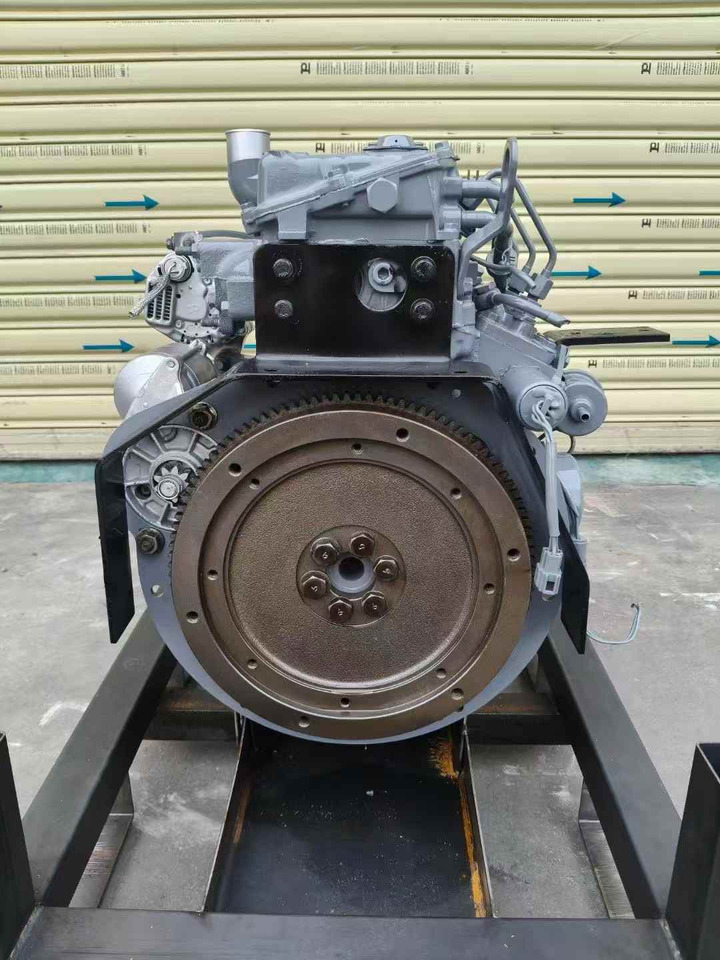 Isuzu 3LB1 - Moteur pour Pelle: photos 4 Isuzu 3LB1 - Moteur pour Pelle: photos 4