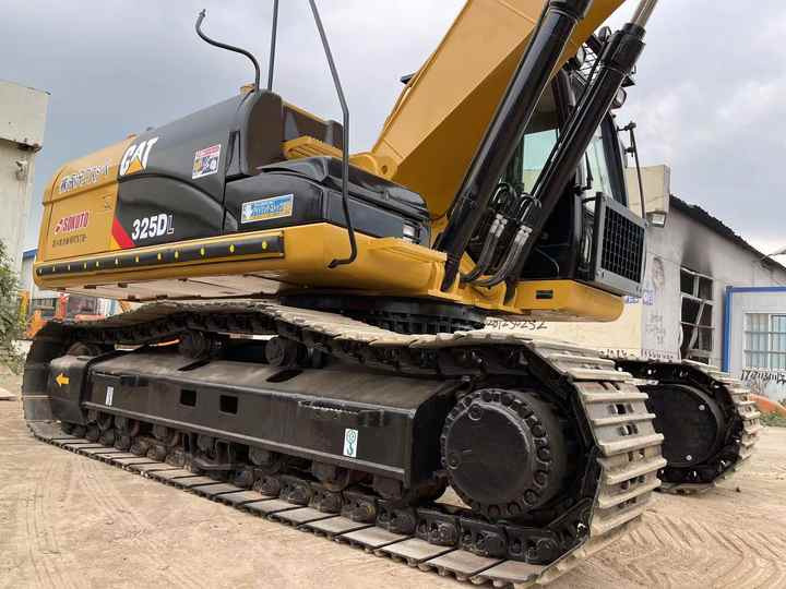 Best Selling Used Second Hand CAT 325DL Crawler Excavator 312D 315D 320D 325D 336D in Shanghai - Pelle sur chenille: photos 3 Best Selling Used Second Hand CAT 325DL Crawler Excavator 312D 315D 320D 325D 336D in Shanghai - Pelle sur chenille: photos 3