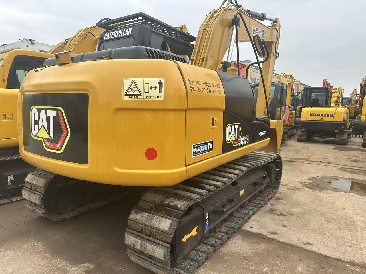 CATERPILLAR 312D2 - Pelle sur chenille: photos 2 CATERPILLAR 312D2 - Pelle sur chenille: photos 2