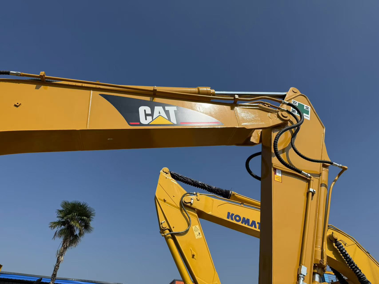 CATERPILLAR Excavator Machine for Cheap Price Hot Sale in China Used 320C - Pelle sur chenille: photos 5 CATERPILLAR Excavator Machine for Cheap Price Hot Sale in China Used 320C - Pelle sur chenille: photos 5