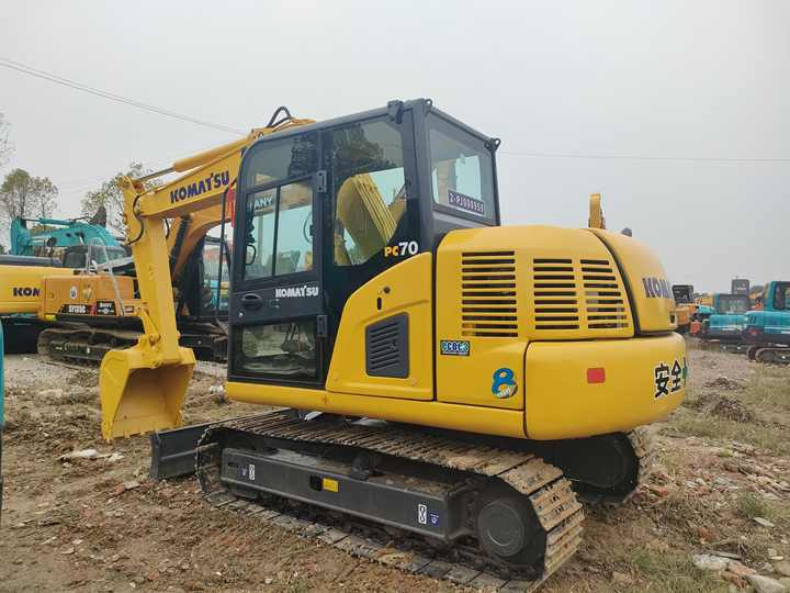 Cheap Used Komatsu PC70-8 Crawler Excavator with High Efficiency Used Heavy Machinery Komatsu PC70-8 Digger Cheap for Sale - Pelle sur chenille: photos 4 Cheap Used Komatsu PC70-8 Crawler Excavator with High Efficiency Used Heavy Machinery Komatsu PC70-8 Digger Cheap for Sale - Pelle sur chenille: photos 4