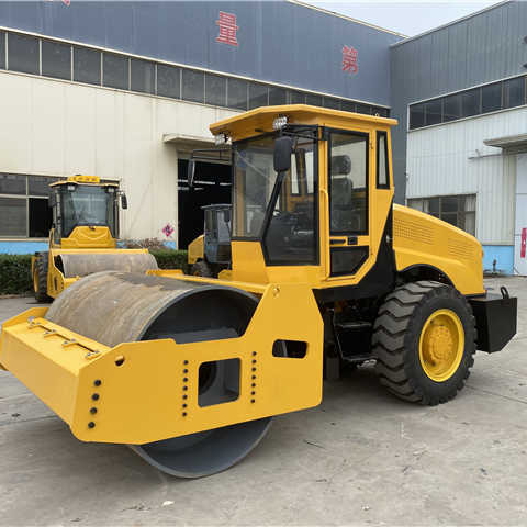 China Made Small Size Road Roller , Brand New Roller , New Compactor Machines - Rouleau compresseur: photos 1 China Made Small Size Road Roller , Brand New Roller , New Compactor Machines - Rouleau compresseur: photos 1