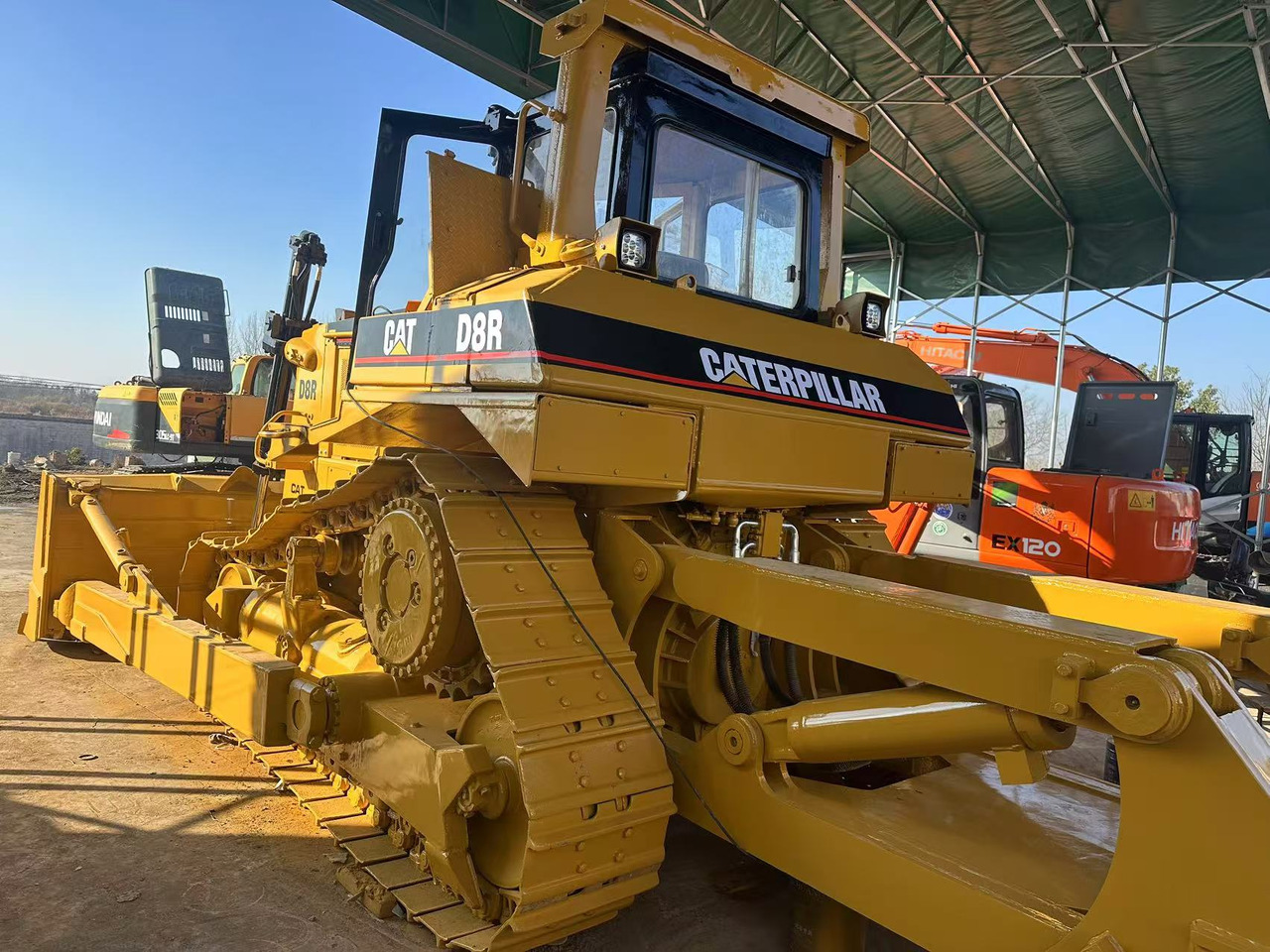 CATERPILLAR Used Bulldozer D8R Hotsale D6R D7G - Engins de chantier: photos 4 CATERPILLAR Used Bulldozer D8R Hotsale D6R D7G - Engins de chantier: photos 4