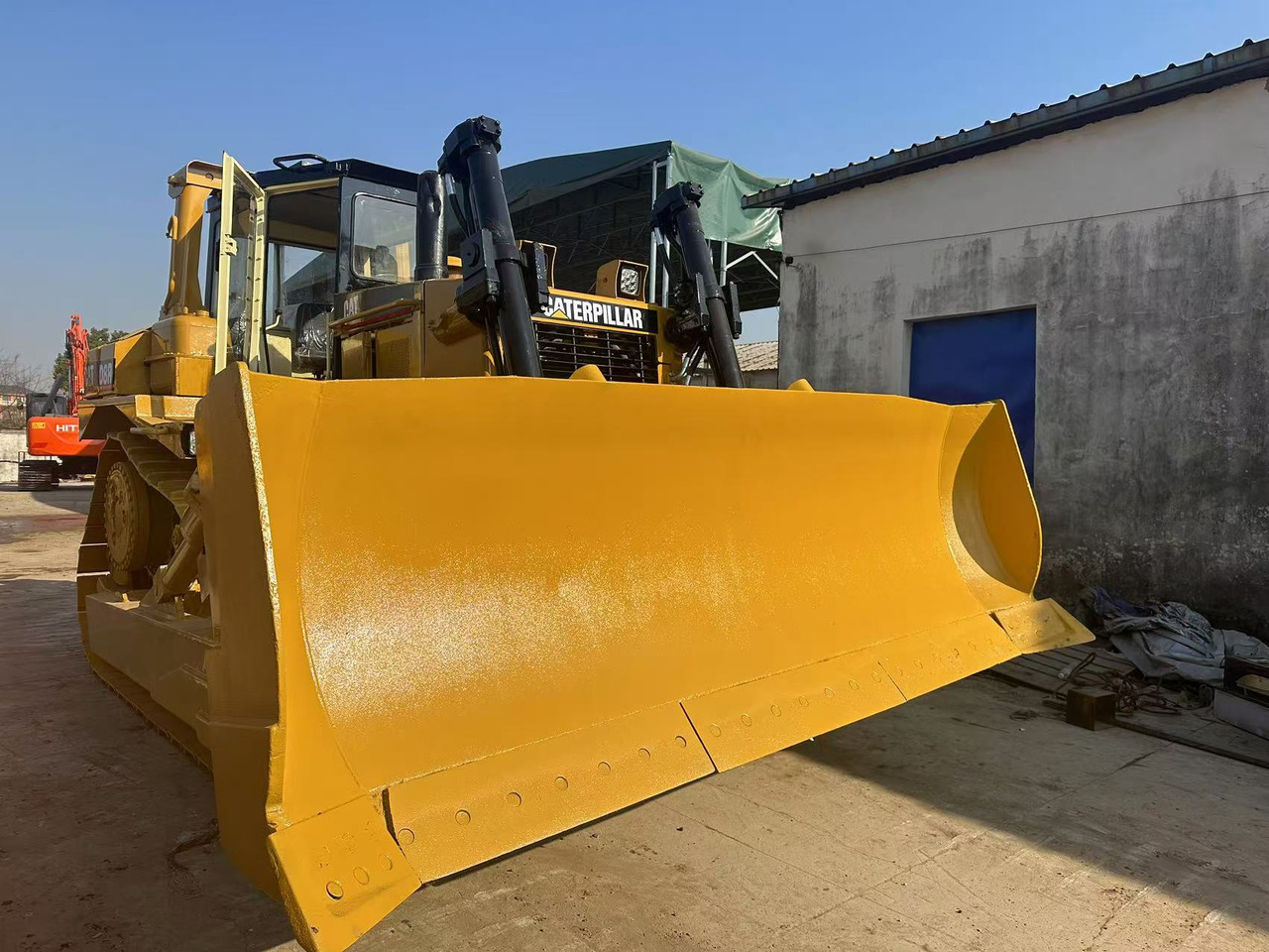 CATERPILLAR Used Bulldozer D8R Hotsale D6R D7G - Engins de chantier: photos 5 CATERPILLAR Used Bulldozer D8R Hotsale D6R D7G - Engins de chantier: photos 5