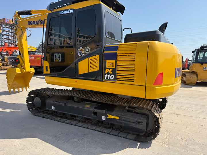 Low Shipping Mini Used Excavator Construction Machine Used komatsu Pc110 - Pelle sur chenille: photos 2 Low Shipping Mini Used Excavator Construction Machine Used komatsu Pc110 - Pelle sur chenille: photos 2