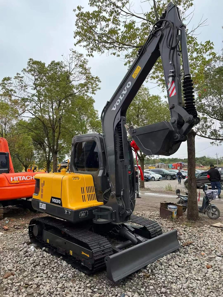 Second-hand Excavator Popular Hotsale VOLVO EC60D MINI - Mini pelle: photos 4 Second-hand Excavator Popular Hotsale VOLVO EC60D MINI - Mini pelle: photos 4