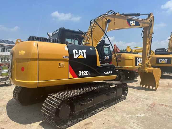 Used Caterpillar Cat312D2 Excavator Original Japan Heavy Machinery Caterpillar 312D2 Excavator for Sale - Pelle sur chenille: photos 2 Used Caterpillar Cat312D2 Excavator Original Japan Heavy Machinery Caterpillar 312D2 Excavator for Sale - Pelle sur chenille: photos 2