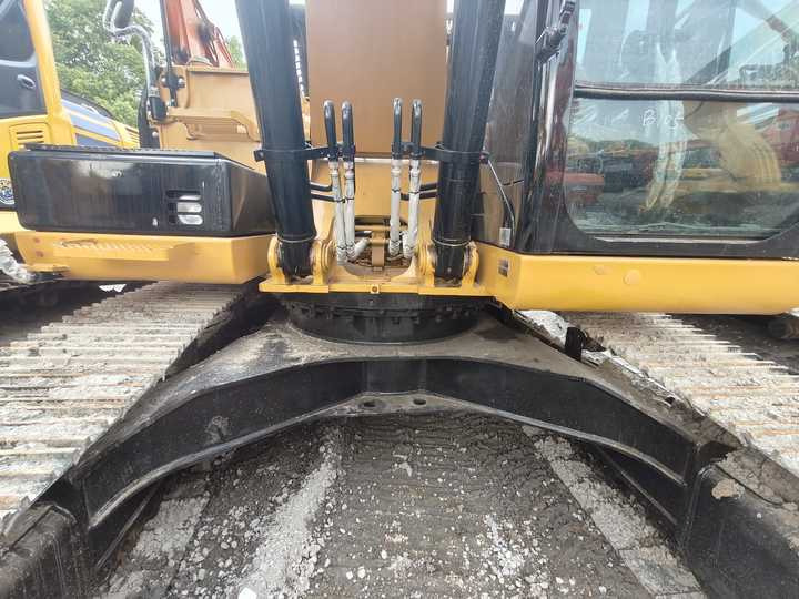 Used Digger CAT 329D2 Construction Machinery Construction Digger Used CAT 329D2 Cheap Excavator - Pelle sur chenille: photos 4 Used Digger CAT 329D2 Construction Machinery Construction Digger Used CAT 329D2 Cheap Excavator - Pelle sur chenille: photos 4