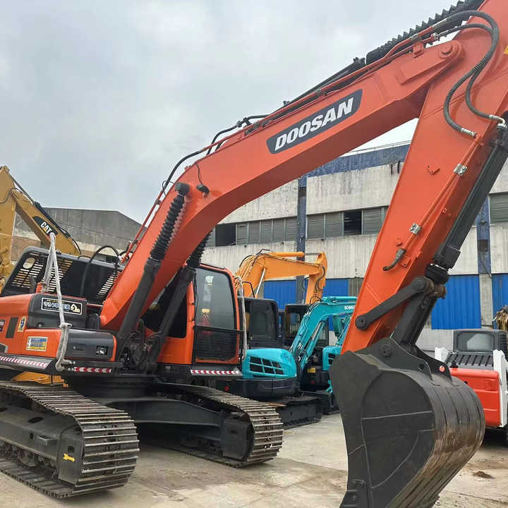 Used Digger Doosan DX225LC-9T Construction Machinery Construction Digger Used Doosan DX225LC-9T Cheap Excavator - Pelle sur chenille: photos 1 Used Digger Doosan DX225LC-9T Construction Machinery Construction Digger Used Doosan DX225LC-9T Cheap Excavator - Pelle sur chenille: photos 1