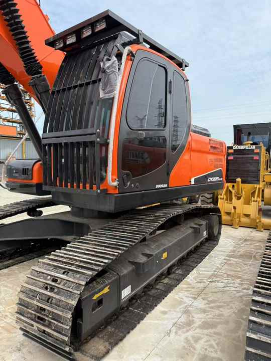 Used Digger Doosan DX225LC-9T Construction Machinery Construction Digger Used Doosan DX225LC-9T Cheap Excavator - Pelle sur chenille: photos 5 Used Digger Doosan DX225LC-9T Construction Machinery Construction Digger Used Doosan DX225LC-9T Cheap Excavator - Pelle sur chenille: photos 5