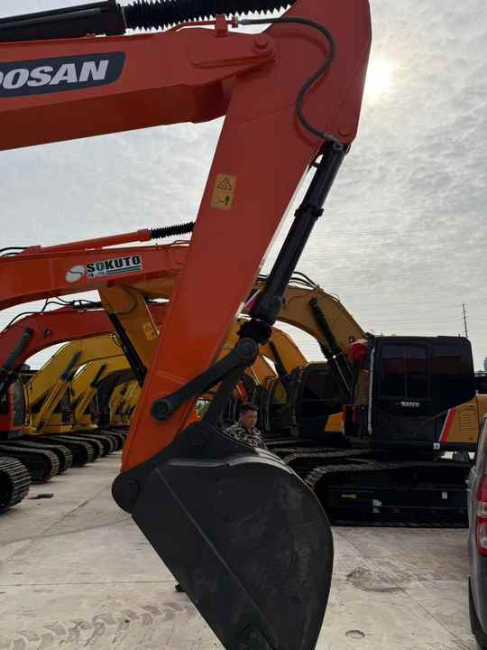 Used Digger Doosan DX225LC-9T Construction Machinery Construction Digger Used Doosan DX225LC-9T Cheap Excavator - Pelle sur chenille: photos 2 Used Digger Doosan DX225LC-9T Construction Machinery Construction Digger Used Doosan DX225LC-9T Cheap Excavator - Pelle sur chenille: photos 2