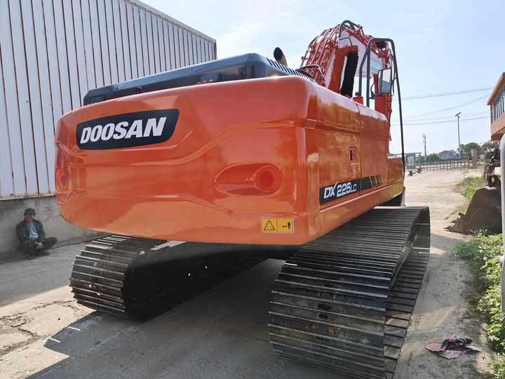 Used Doosan DX225LC Excavator | Low Hours | Heavy Duty | Global Shipping | Well-Maintained - Pelle: photos 4 Used Doosan DX225LC Excavator | Low Hours | Heavy Duty | Global Shipping | Well-Maintained - Pelle: photos 4