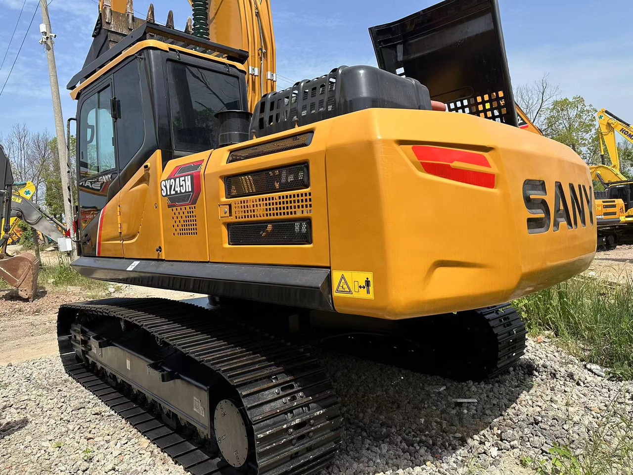 Used Excavator Good Condition 25ton Crawler Sany SY245H - Pelle sur chenille: photos 2 Used Excavator Good Condition 25ton Crawler Sany SY245H - Pelle sur chenille: photos 2