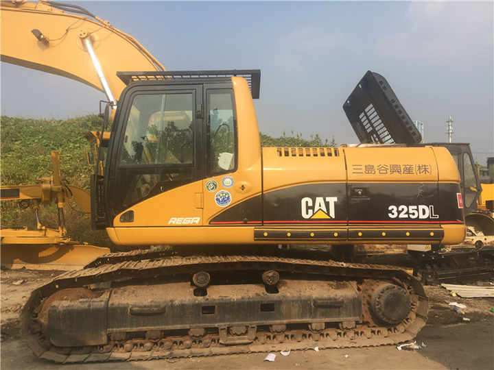 Used Excavator Machine CAT 325DL Construction Good Efficient Used Machinery Caterpillar Used CAT 325DL Excavators - Pelle sur pneus: photos 2 Used Excavator Machine CAT 325DL Construction Good Efficient Used Machinery Caterpillar Used CAT 325DL Excavators - Pelle sur pneus: photos 2